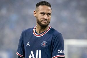 Neymar ruled out for six to eight weeks with ankle injury