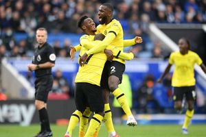 Leicester City 0-3 Chelsea: Blues display champion class against sorry Foxes