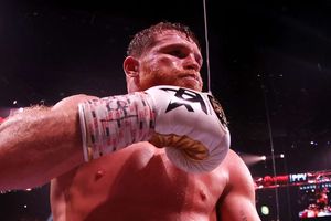 Pacquiao leads tributes to 'pound-for-pound king' Canelo after Mexican makes history with Plant KO