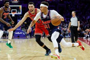 76ers withstand raging Bulls, Durant leads Nets