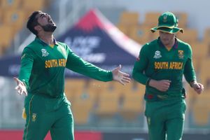 T20 World Cup: Bowlers take South Africa closer to semis by scripting six-wicket win over Bangladesh