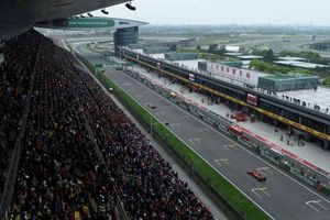 F1 extends Chinese Grand Prix contract through 2025