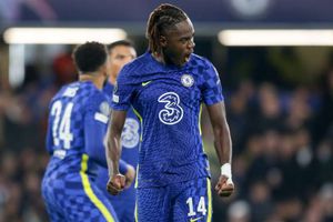Chelsea 4-0 Juventus: Ruthless holders breeze into round of 16