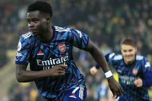 Norwich City 0-5 Arsenal: Saka at the double as Gunners thrash sorry Canaries