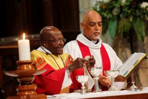 South Africa vs India 1st Test: Teams observe moment's silence in honour of Archbishop Desmond Tutu