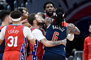 Embiid leads 76ers past Wizards, Jokic hits double-double as Nuggets edge Clippers