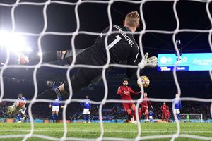 Premier League data dive: Liverpool title blow after rare Salah miss, Conte's Spurs thwarted