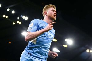 Manchester City 7-0 Leeds United: De Bruyne leads rout as Guardiola's City dazzle