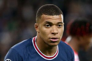 Rumour Has It: Real Madrid certain of Mbappe deal, Man City enter Vlahovic race