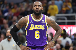 LeBron set to miss several games after entering NBA's health and safety protocols