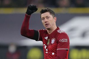 Borussia Dortmund 2-3 Bayern Munich: Lewandowski compounds Hummels nightmare in Klassiker thriller