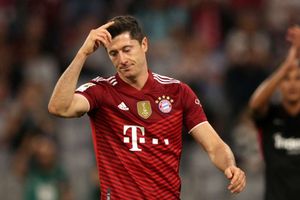 Rumour Has It: Lewandowski wants Madrid move, Vlahovic eyes Juve and Man Utd chase Haaland