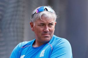 Ashes: England coach Chris Silverwood to miss fourth Test after Covid threat