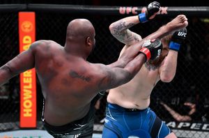 UFC Vegas 45 results and recap: Derrick Lewis sets KO record with stoppage of Chris Daukaus