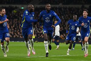 Tottenham 0-1 Chelsea (0-3 agg): Rudiger on target as Blues ease into EFL Cup final
