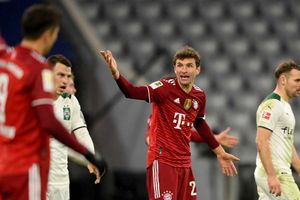 Bayern Munich 1-2 Borussia Monchengladbach: Champions stunned as Bundesliga returns