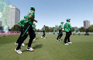 BBL 2021-22: Covid-hit Big Bash League postpones Adelaide vs Melbourne match; decision on tournament soon