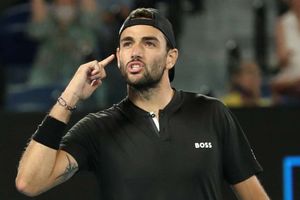 Australian Open: Berrettini makes Italian tennis history again to set up Nadal semi-final