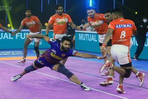PKL: Dabang Delhi decimate Gujarat Giants, move to top of points table