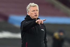 The Numbers Game: Can Moyes pull off a Man Utd double for first time since Mourinho's Chelsea?