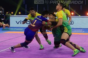PKL 2021: Sandeep Narwal and Manjeet Chhillar shine in Dabang Delhi KC's narrow win over Patna Pirates