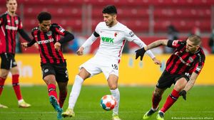 Bundesliga: Moussa Diaby crashes Ricardo Pepi party as Leverkusen march on