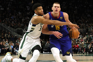 Reigning MVP Jokic leads Nuggets win over Giannis' Bucks, Suns secure 10 straight victories