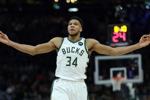 NBA: Giannis-inspired Bucks dominate Warriors, Grizzlies go 11 in a row