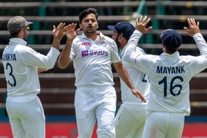 Thakur's seven wickets help India bowl out South Africa for 229 on Day 2