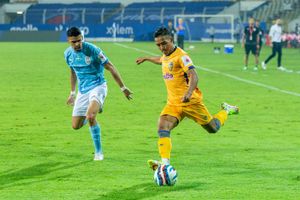 ISL Transfer: Mumbai City FC seal loan move for Lallianzuala Chhangte