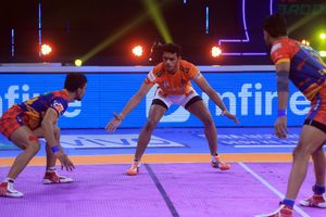 Pro Kabaddi League 2021: Surender Gill shines as U.P. Yoddha thrash Puneri Paltan