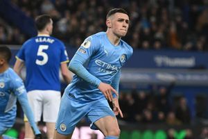 Everton 0-1 Manchester City: Foden rescues vital win in title race as Rodri gets late VAR reprieve