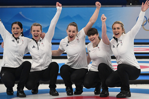 Winter Olympics: Golden finish as Great Britain wins women's curling gold medal