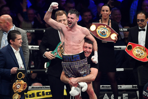 'Robbed' Catterall storms out after Taylor retains title in controversial split decision
