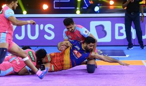 PKL 2021-22: Pardeep Narwal shines as UP Yoddha beat Jaipur Pink Panthers
