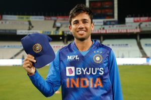 India vs West Indies, 1st T20I: Bhuvneshwar, Chahal strike early as Rohit invites Pollard to bat first