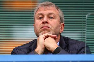 Roman Abramovich hands 'stewardship' of Chelsea to foundation trustees
