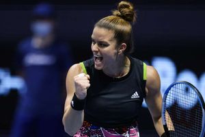 Top seed Sakkari on the brink of St Petersburg final