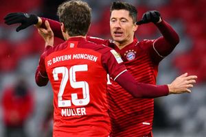 Bayern Munich 3-2 RB Leipzig: Muller and Lewandowski help champions win five-goal thriller