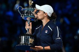 Ash Barty announces shock retirement from tennis