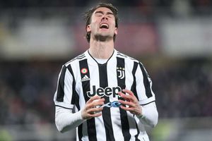 Fiorentina 0-1 Juventus: Vlahovic gets hostile welcome but Bianconeri claim late win