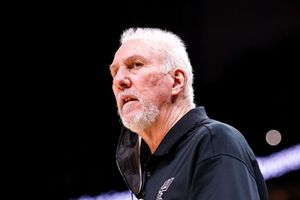 Popovich breaks all-time NBA wins record, LeBron scores 50 as Lakers respond