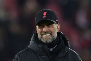 Liverpool 0-1 Inter (2-1 agg): Reds through to quarter-finals despite Martinez stunner at Anfield