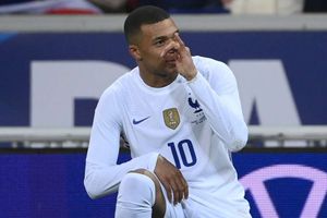 France 5-0 South Africa: Mbappe scores twice as world champions run riot in Lille