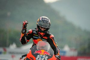 Indonesian GP: Miguel Oliveira prevails in a wet race