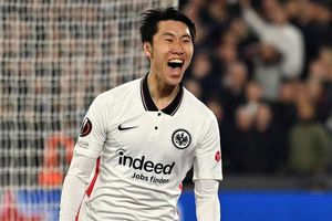 West Ham 1-2 Eintracht Frankfurt: Another away win sets Bundesliga outfit on course for final