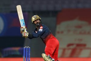 IPL 2022: 'Dinesh Karthik has conquered his mind, he is the X-factor for RCB,' says Mohammad Kaif