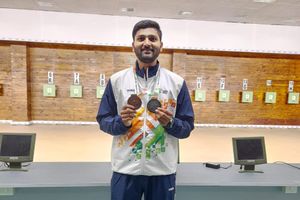 KIUG 2021: How son of slippers-seller from Beed, Gajanan Khandagale, made his way to bronze medal in shooting