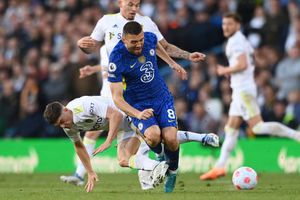 Leeds United 0-3 Chelsea: Dan James dismissed as Blues close on Champions League