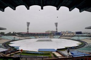 GT vs RR IPL 2022 Eliminator RCB vs LSG: Kolkata Eden Gardens Weather Today Hourly